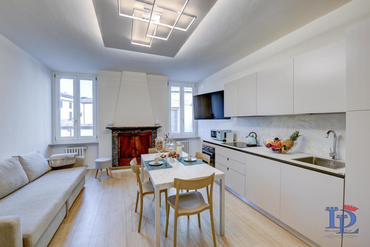 Desenzanoloft Official Partner Marriott Homes & Villas - Apa Dom Downtown Family Apartment Desenzano del Garda Exterior photo